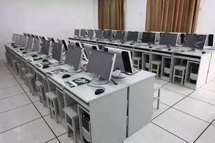 計(jì)算機(jī)應(yīng)用與機(jī)房維護(hù)服務(wù) 構(gòu)建高效穩(wěn)定的數(shù)字化學(xué)習(xí)環(huán)境